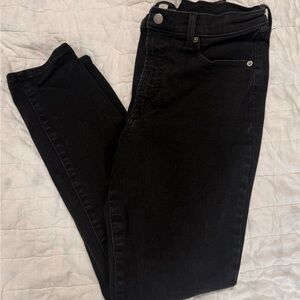 Universal Thread Women's Black Skinny Jeans